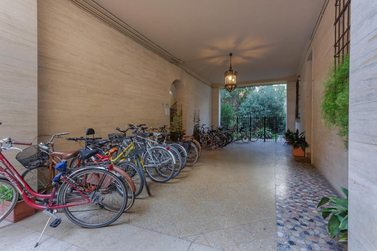 Accademia Delle Belle Arti University Apartment Bologna Exterior photo